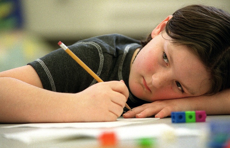 Cómo descubrir si un niño padece de algún trastorno de aprendizaje