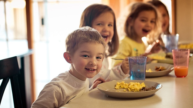 El Derecho A Alimentación De Los Niños 3766